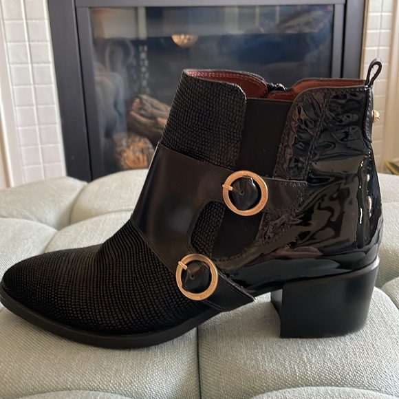 Hispanitas Black Leather Ankle Boots - Picture 8 of 16